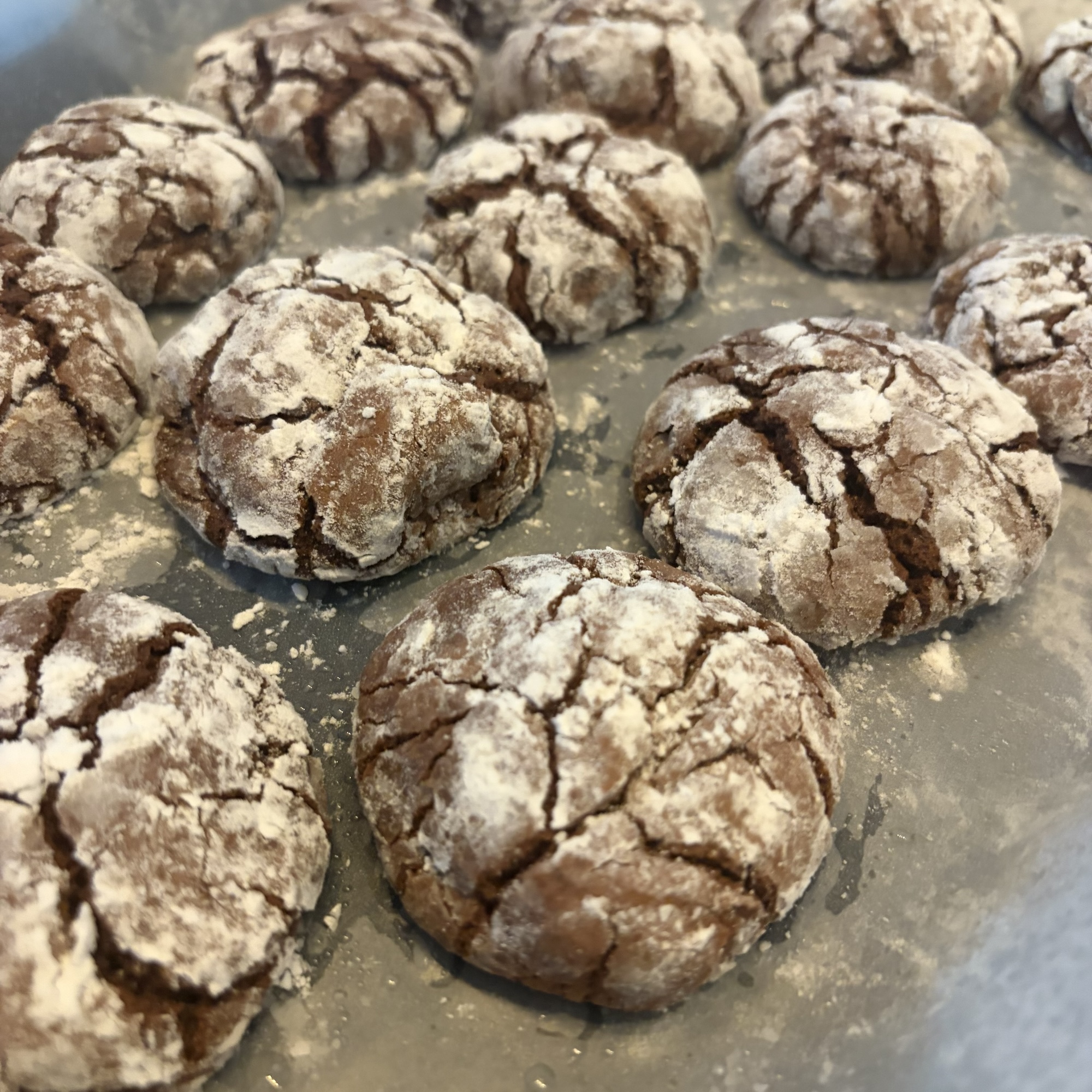 Biscuits craquelés au chocolat