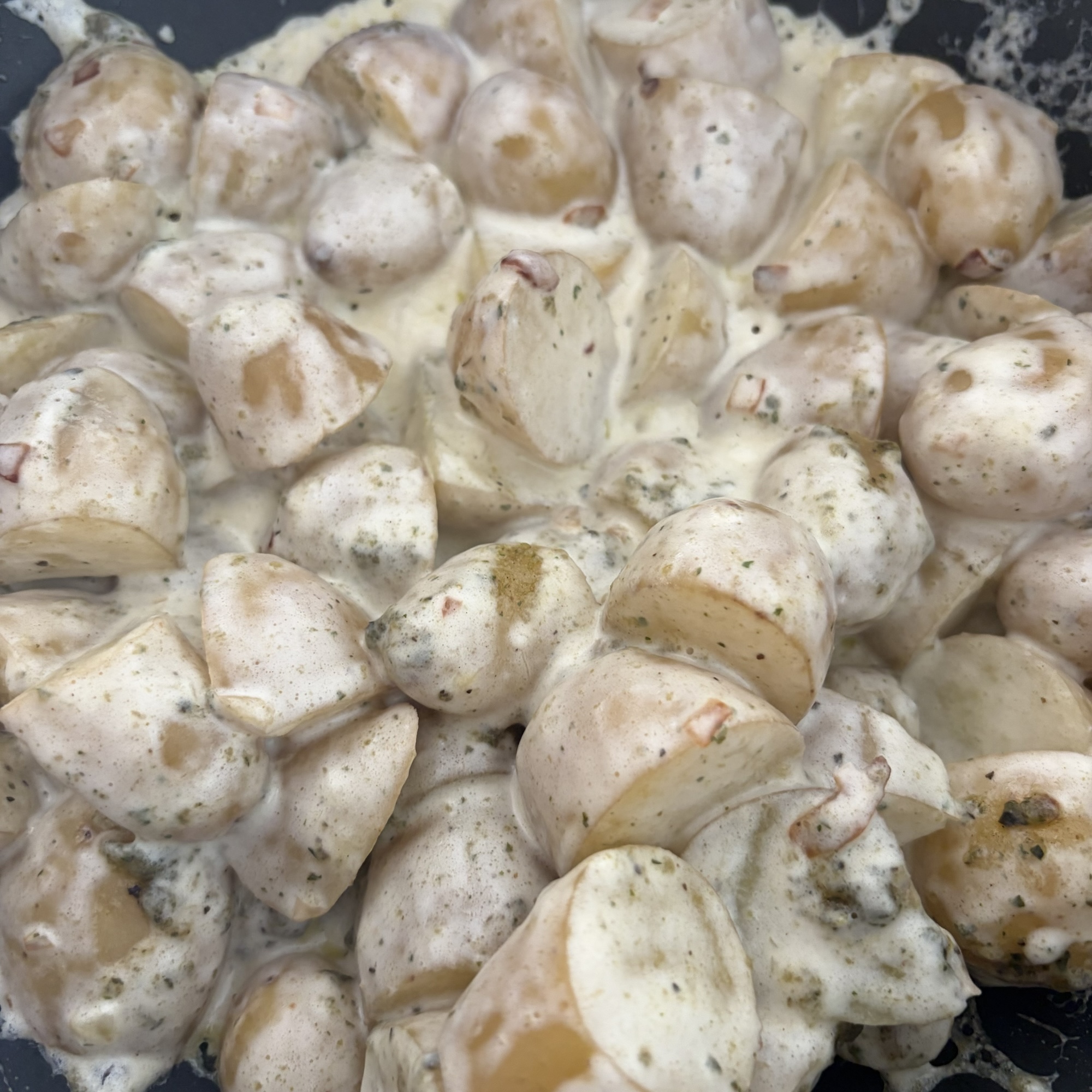 Pommes de terre grenaille à la crème