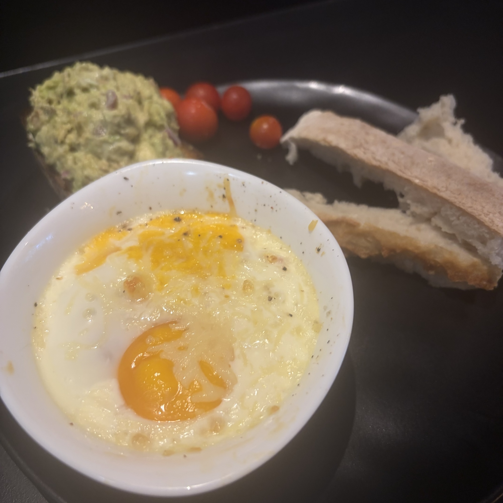 Œufs cocotte au jambon blanc, comté et crème 🥚🧀